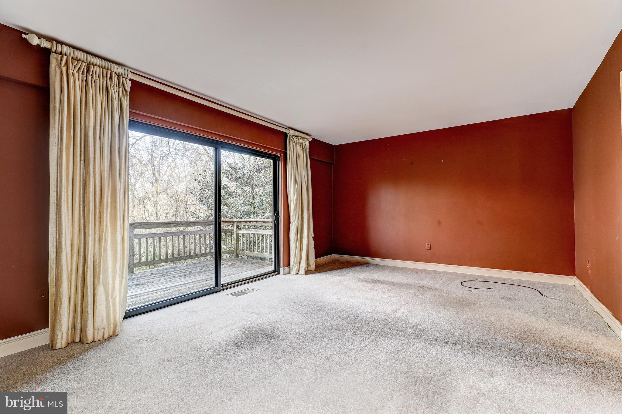 TOWN CENTER - Residential