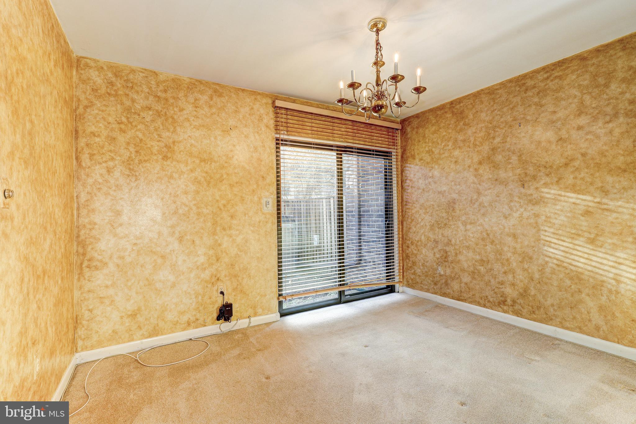 TOWN CENTER - Residential