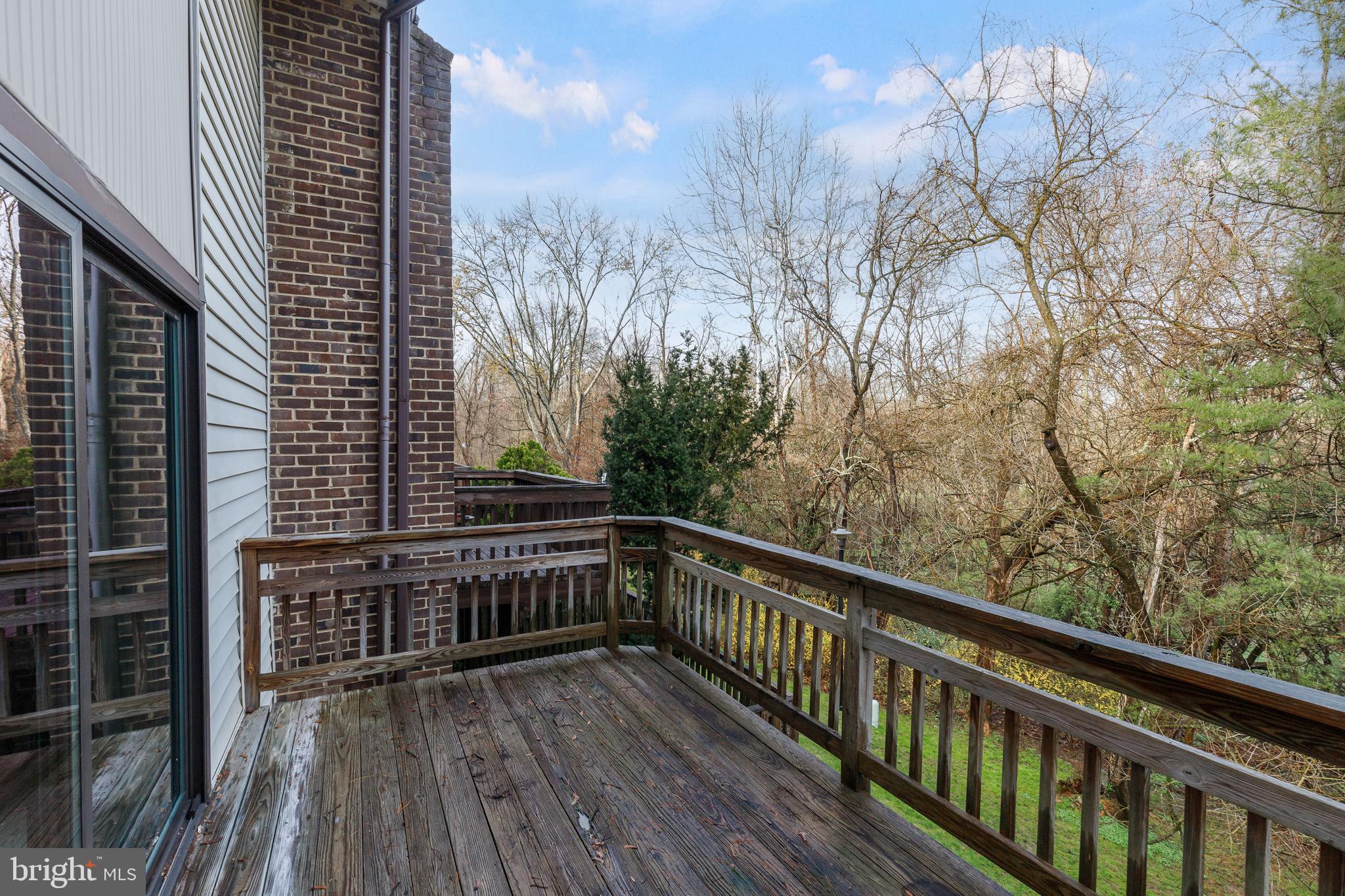 TOWN CENTER - Residential