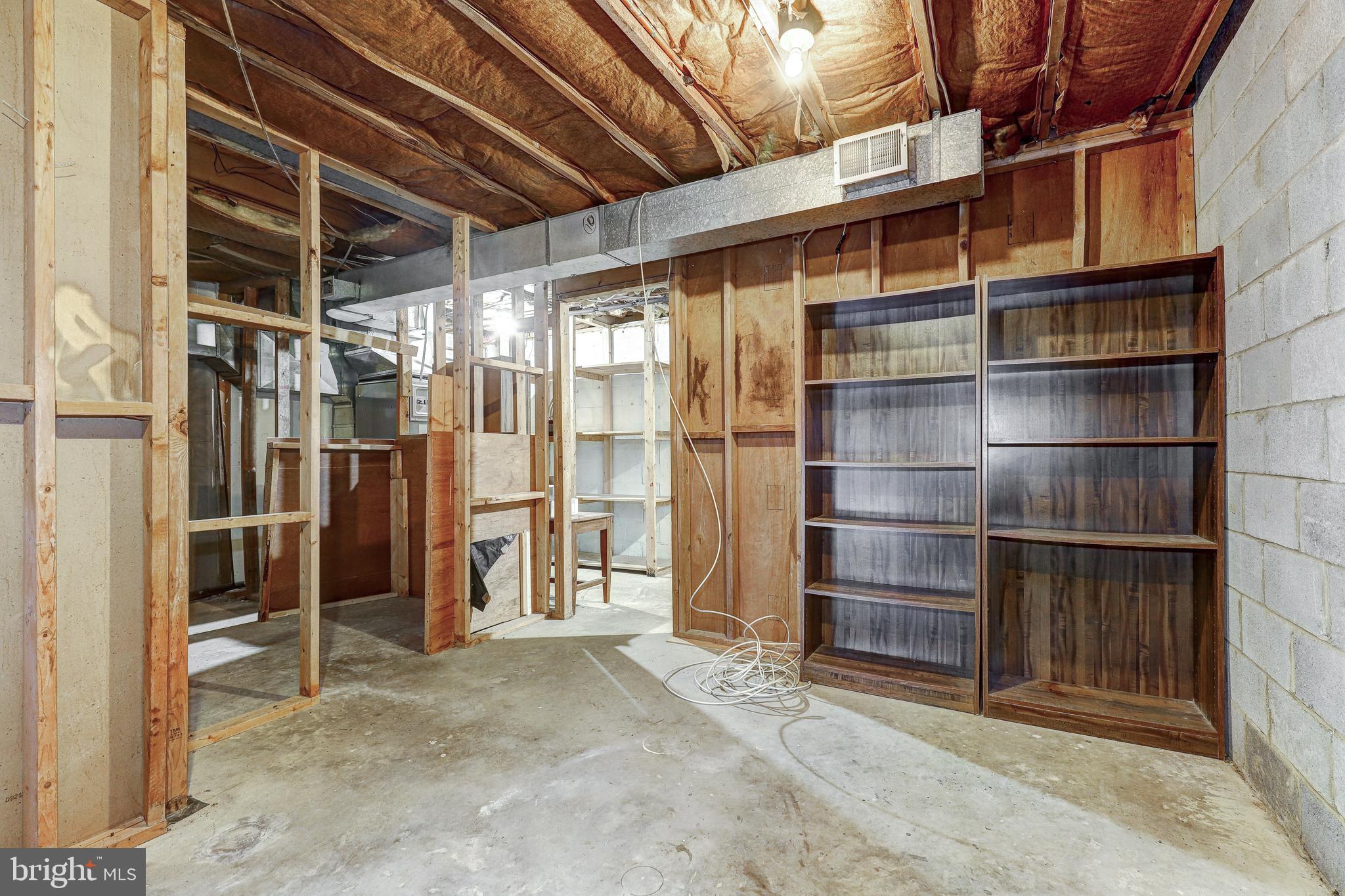 TOWN CENTER - Residential