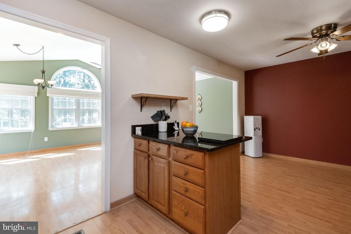 ROMANCOKE ON THE BAY - Residential