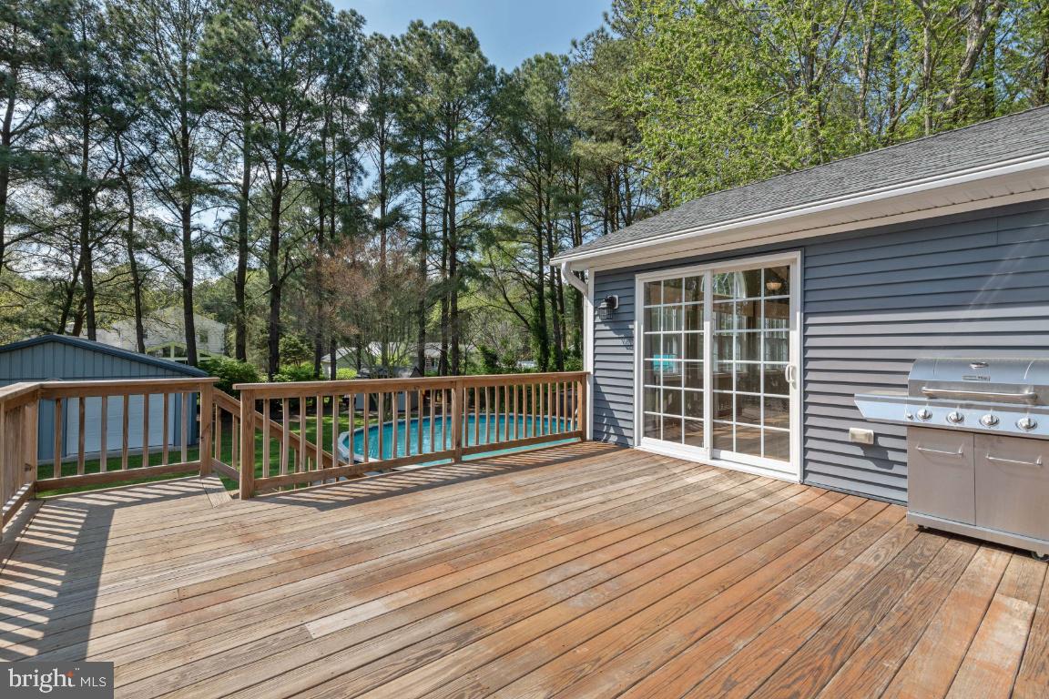 ROMANCOKE ON THE BAY - Residential