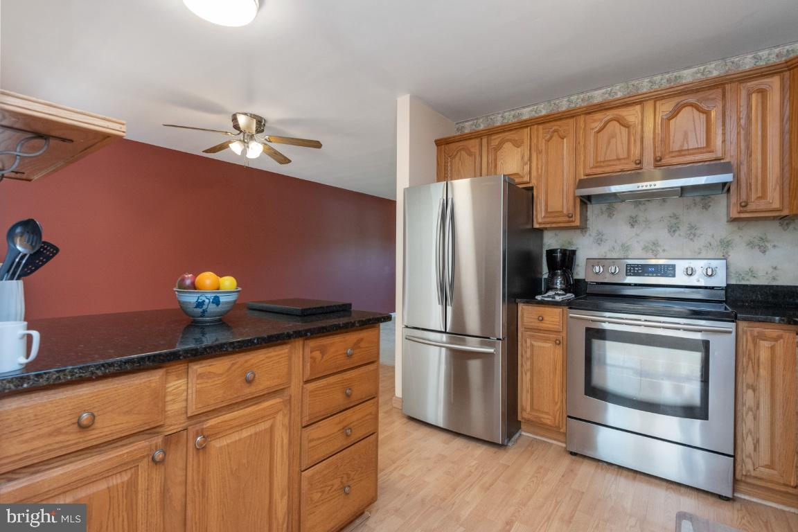 ROMANCOKE ON THE BAY - Residential