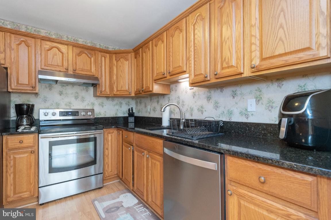 ROMANCOKE ON THE BAY - Residential