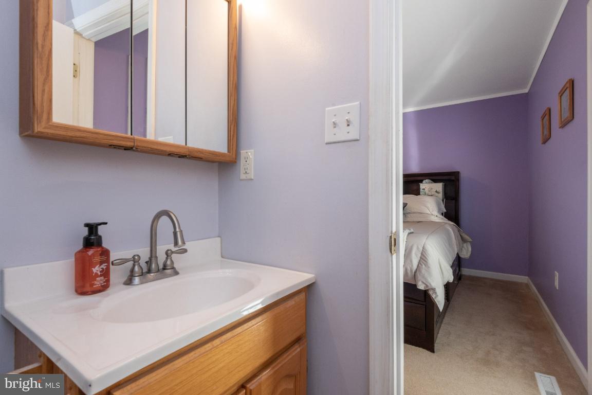 ROMANCOKE ON THE BAY - Residential