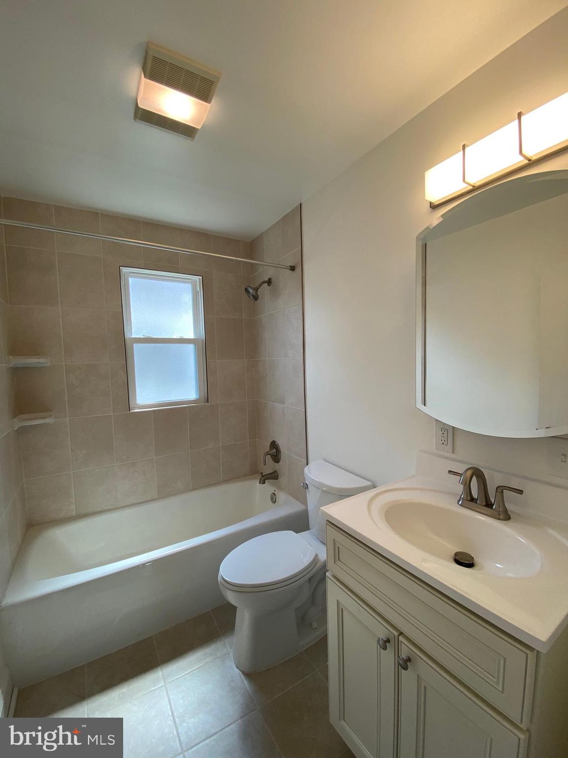 HARFORD PARK - Residential Lease