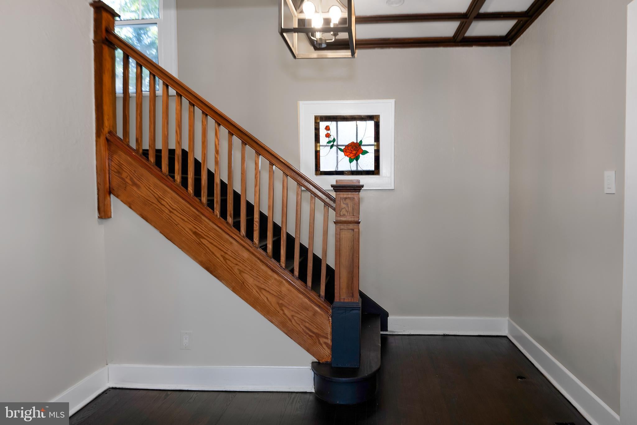 131 W FRANKLIN AVENUE