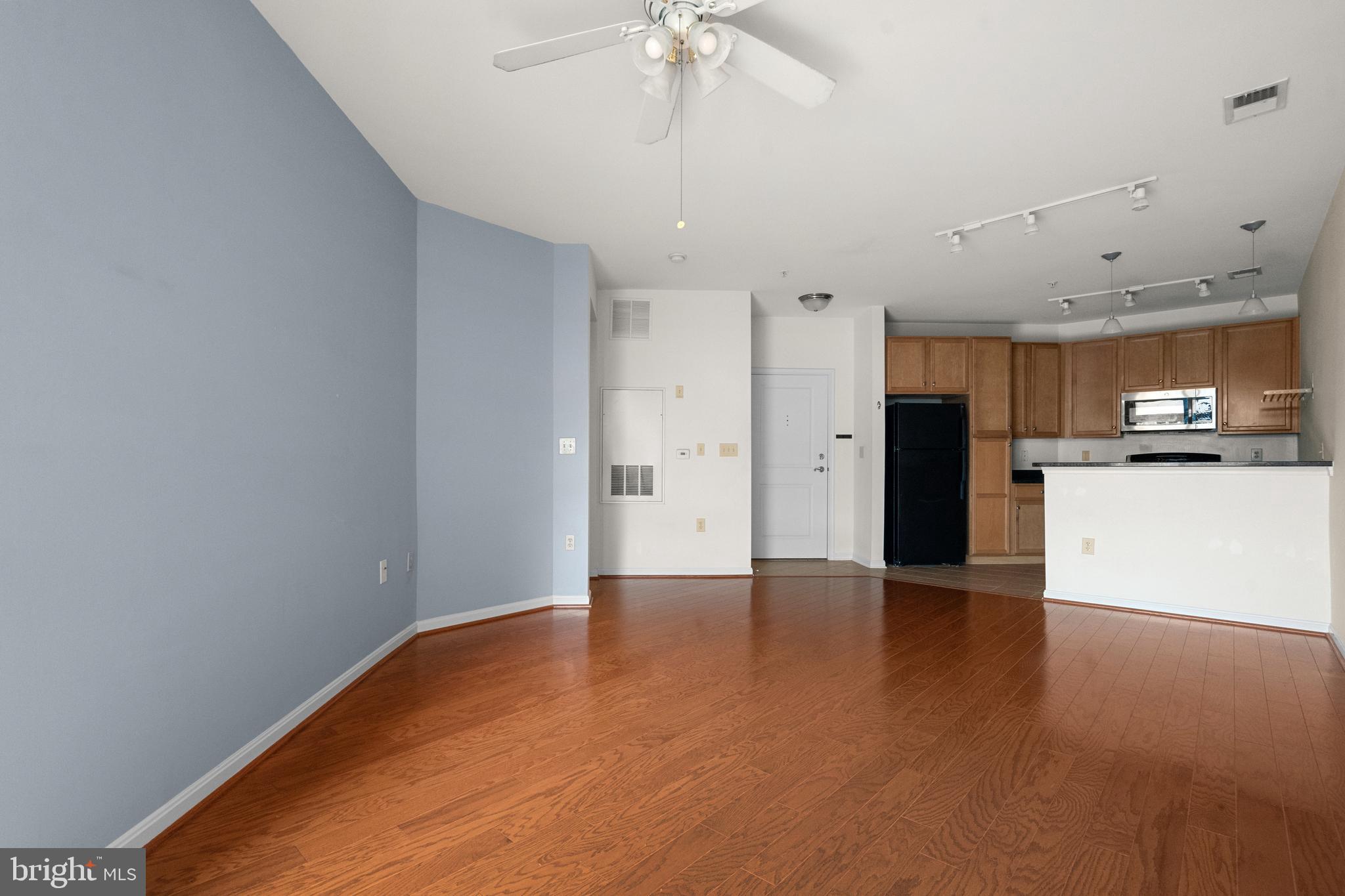 2655 PROSPERITY AVENUE 252
