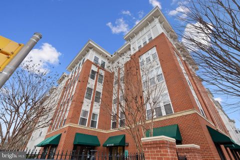 2655 PROSPERITY AVENUE 252 FAIRFAX VA 22031