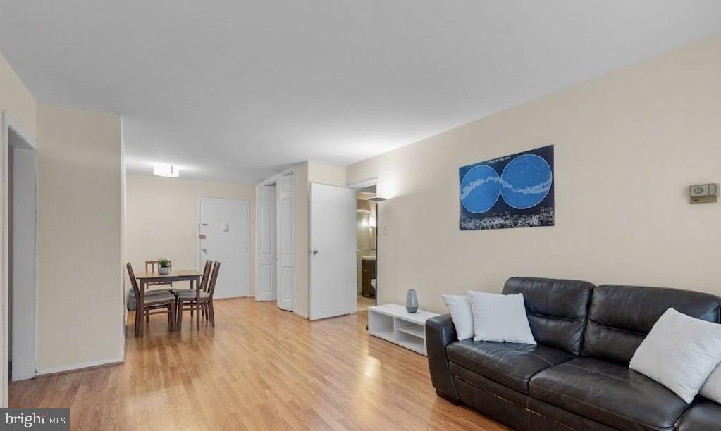 2401 H STREET NW 211