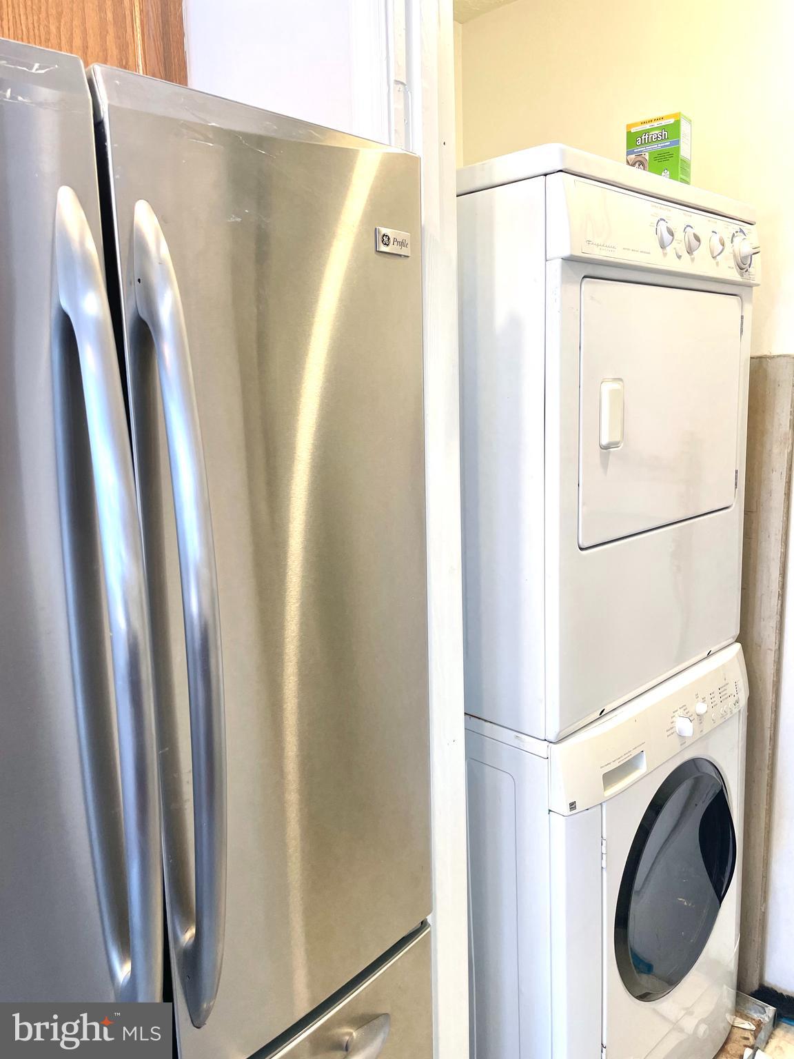 SENTRY RIDGE - Residential Lease