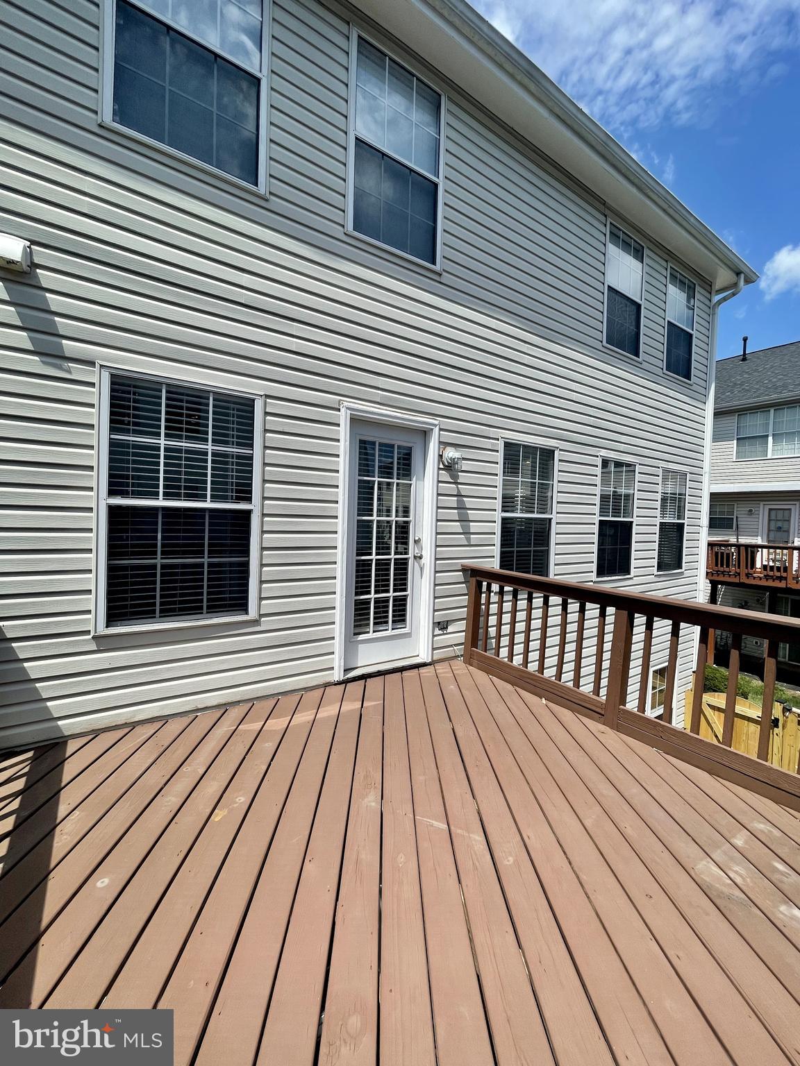 SENTRY RIDGE - Residential Lease