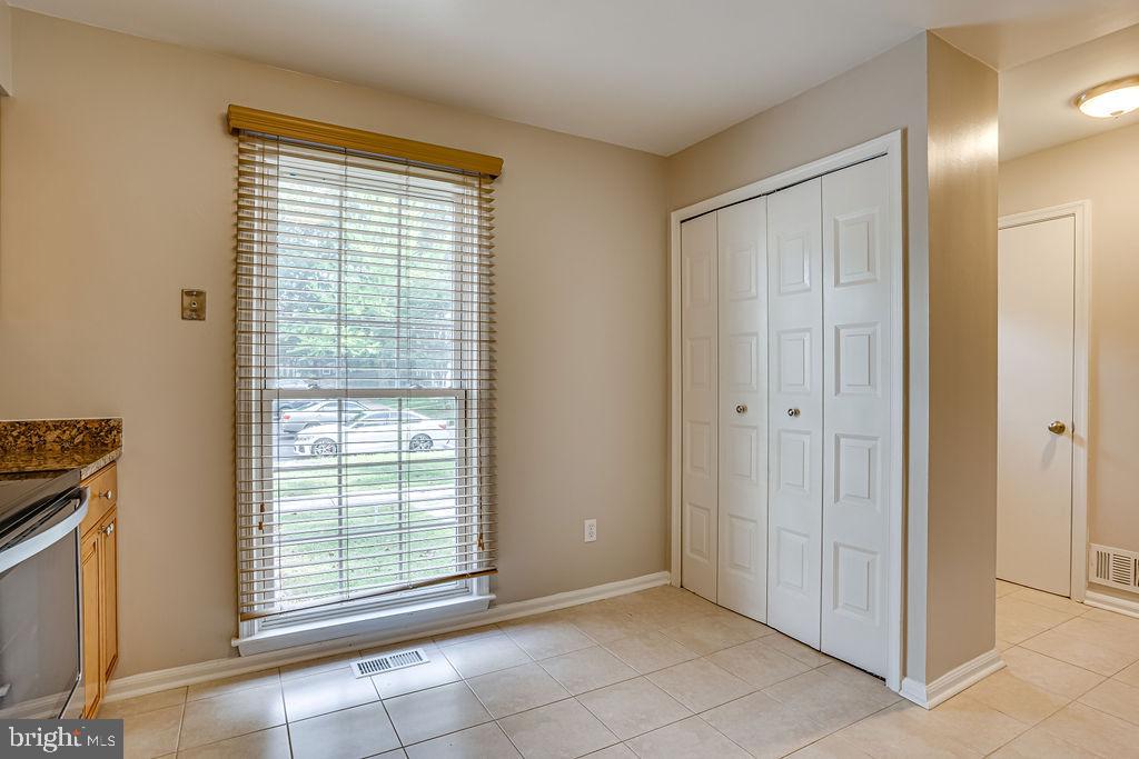 OLD MILL COMMUNITY - Residential Lease