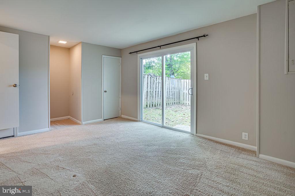 OLD MILL COMMUNITY - Residential Lease