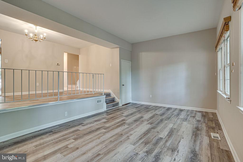 OLD MILL COMMUNITY - Residential Lease