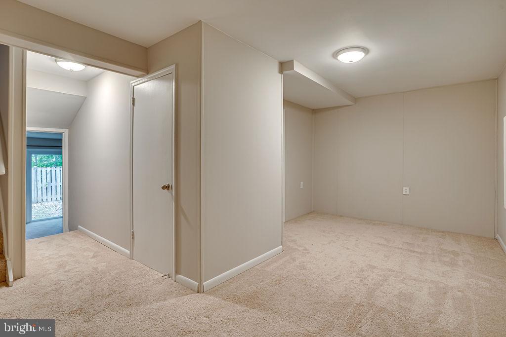 OLD MILL COMMUNITY - Residential Lease