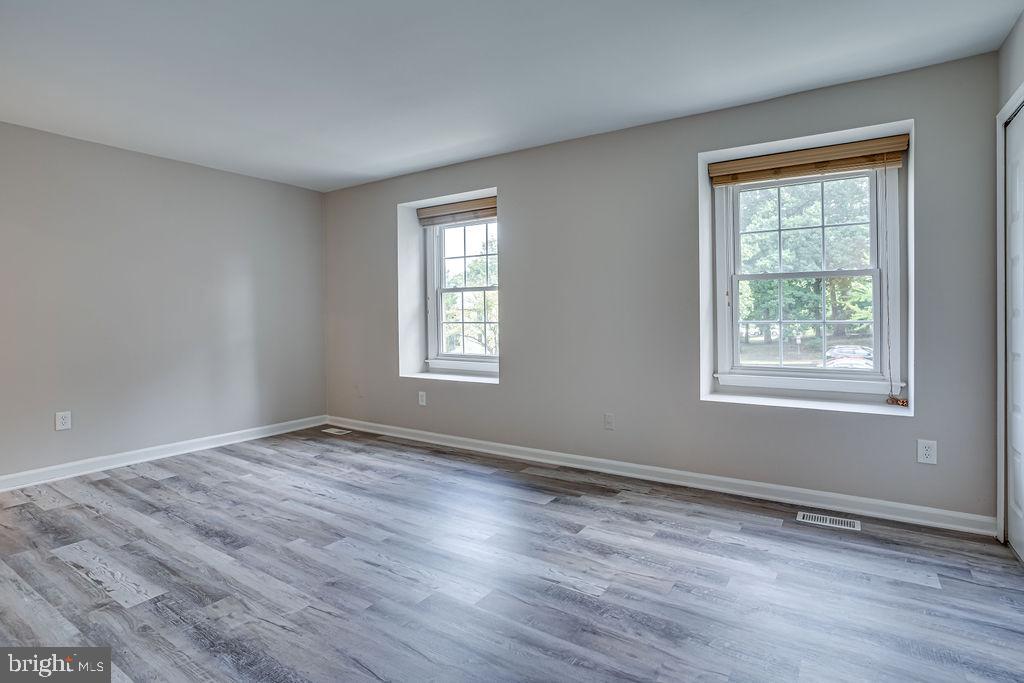 OLD MILL COMMUNITY - Residential Lease