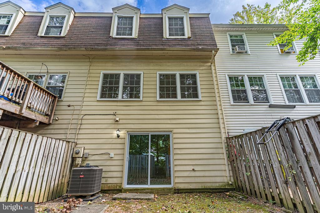 OLD MILL COMMUNITY - Residential Lease