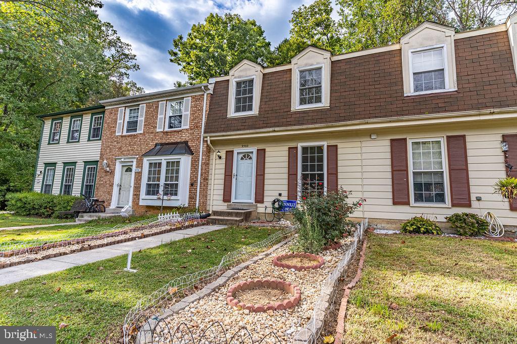 9560 CHERRY OAK COURT