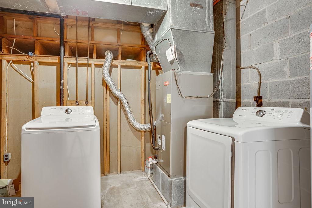 OLD MILL COMMUNITY - Residential Lease