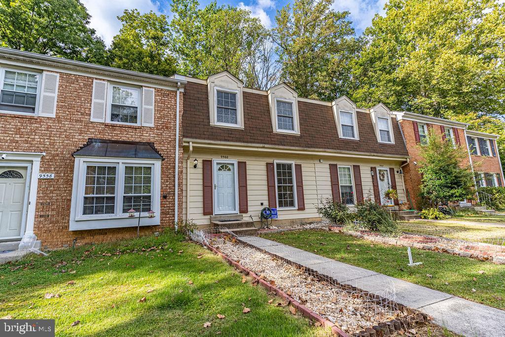 9560 CHERRY OAK COURT