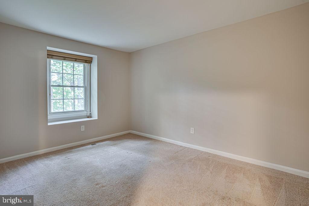 OLD MILL COMMUNITY - Residential Lease