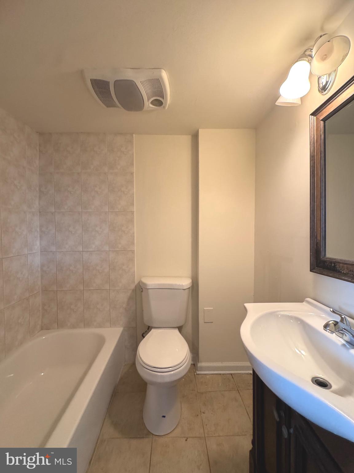 RESERVOIR HILL - Residential Lease