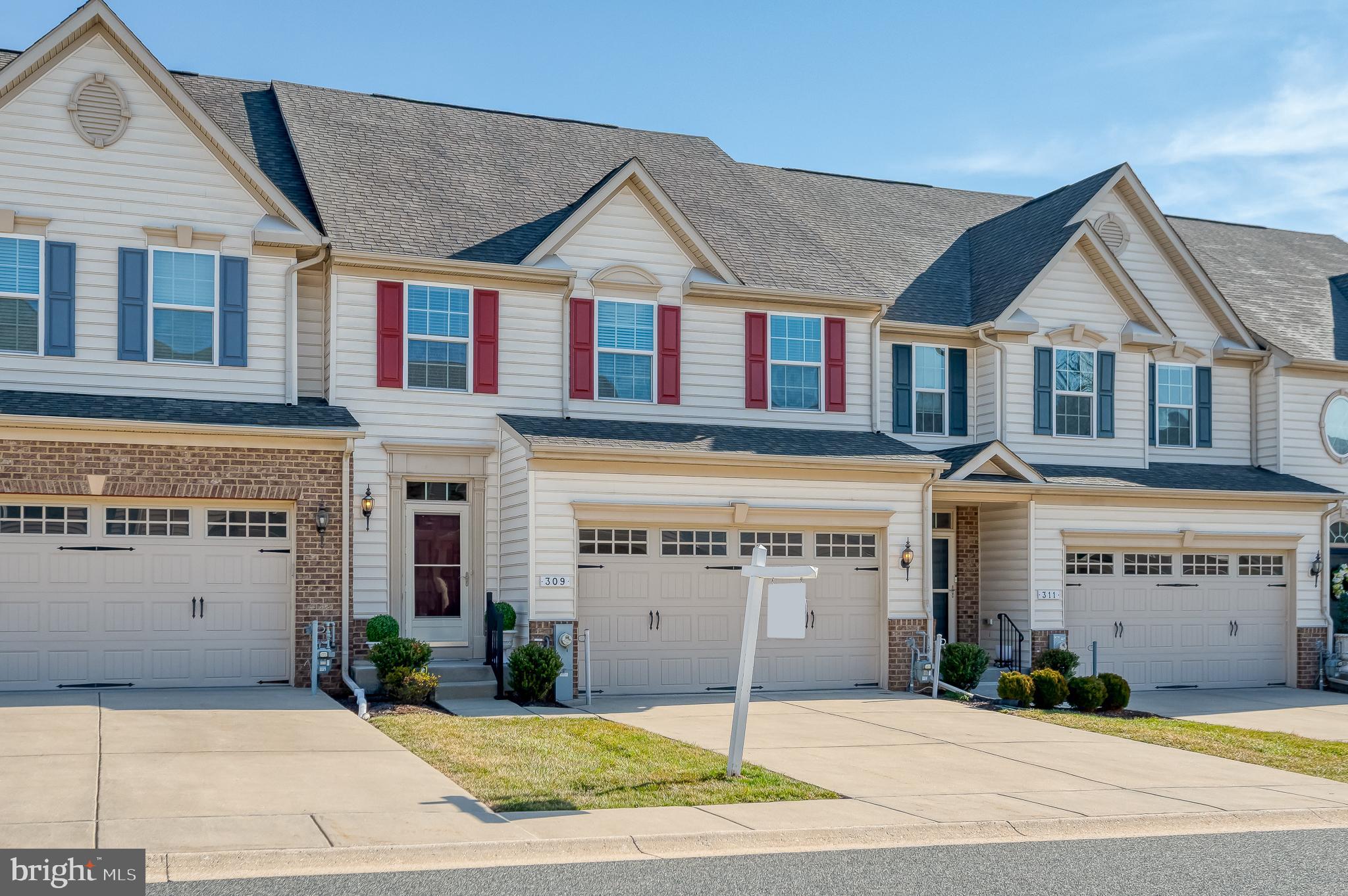 FALLSTON COMMONS - Residential