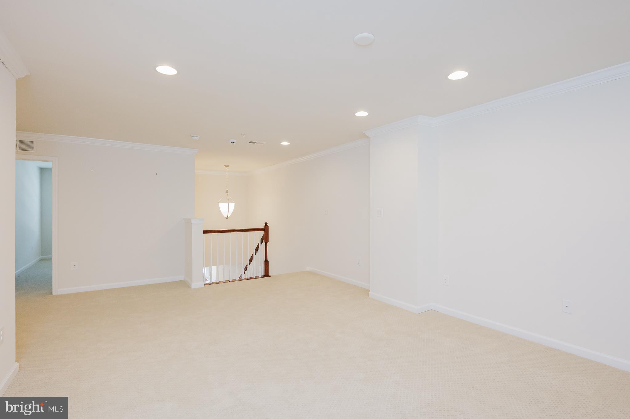 FALLSTON COMMONS - Residential