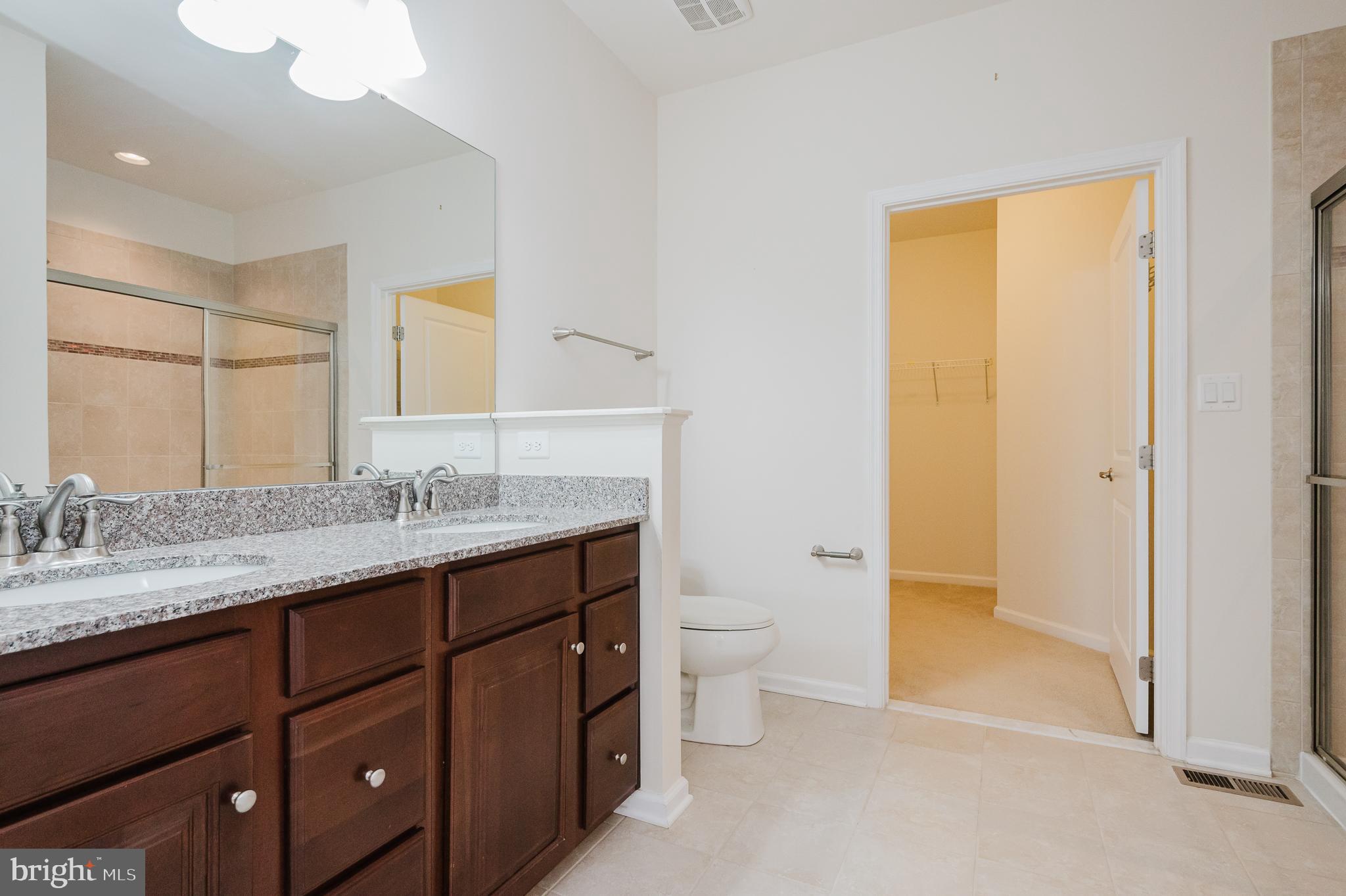 FALLSTON COMMONS - Residential