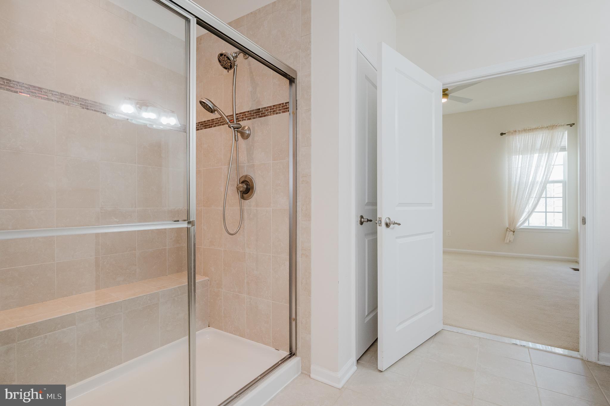 FALLSTON COMMONS - Residential