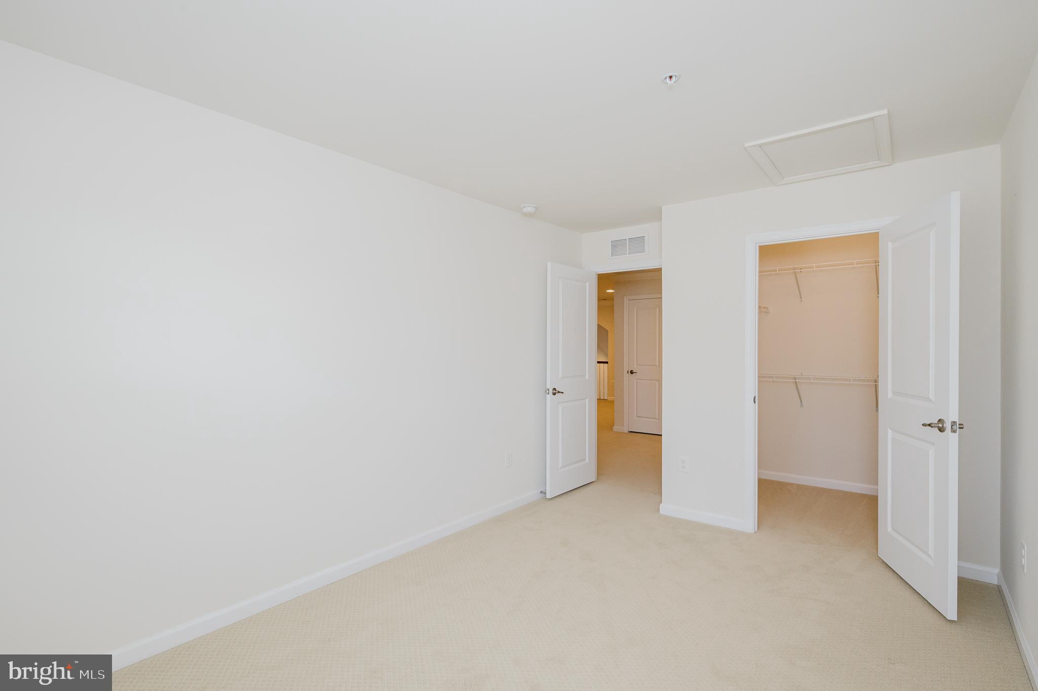 FALLSTON COMMONS - Residential