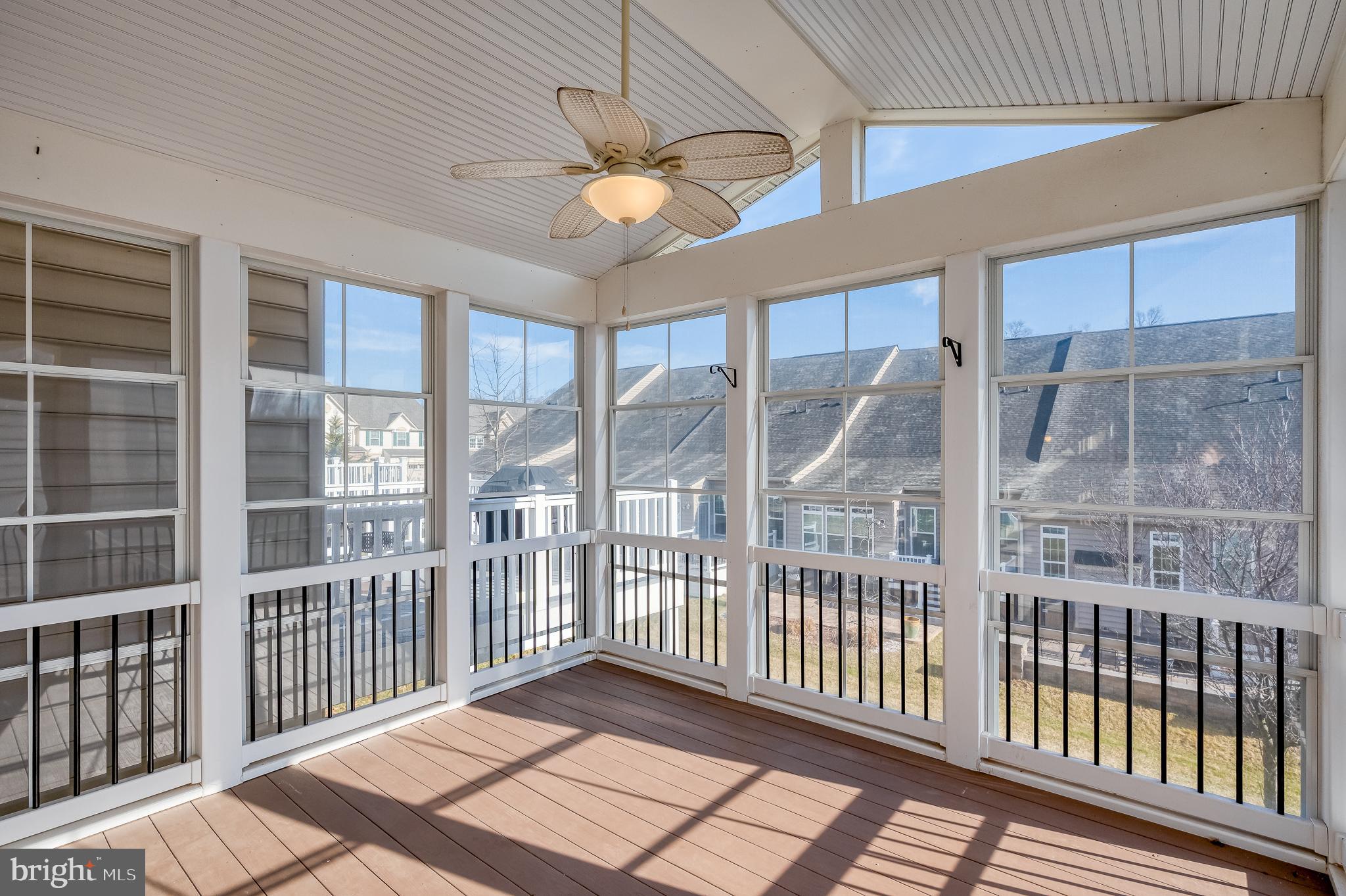 FALLSTON COMMONS - Residential