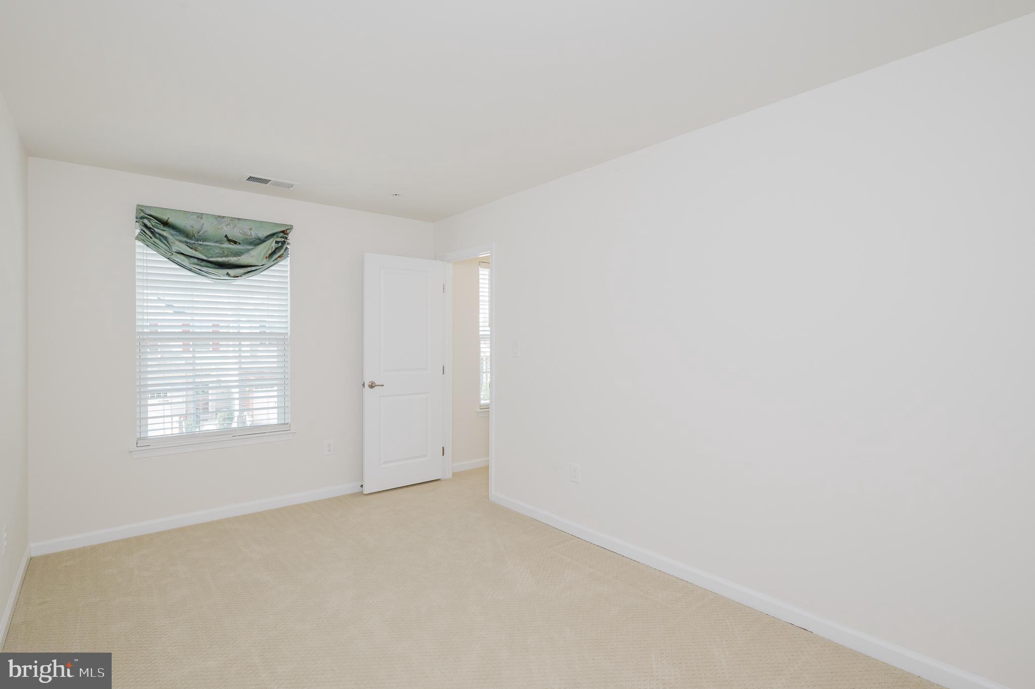 FALLSTON COMMONS - Residential