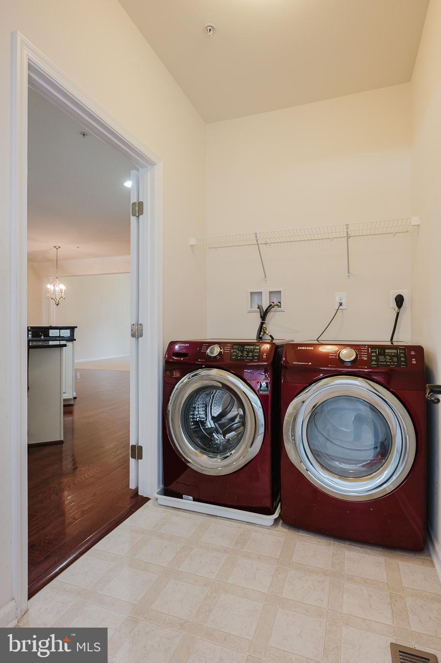 FALLSTON COMMONS - Residential