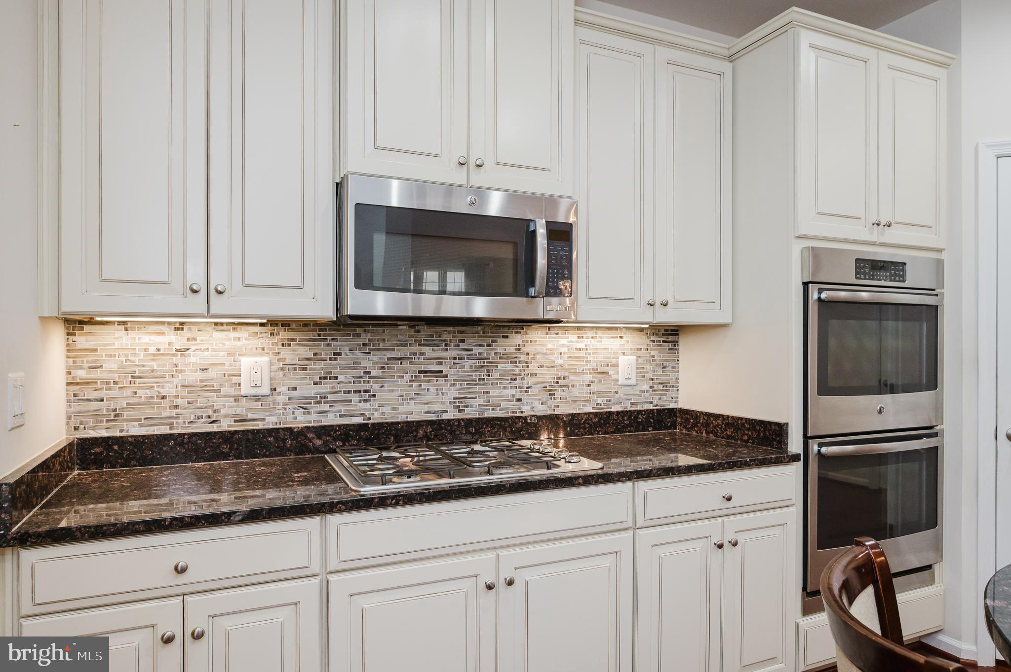 FALLSTON COMMONS - Residential