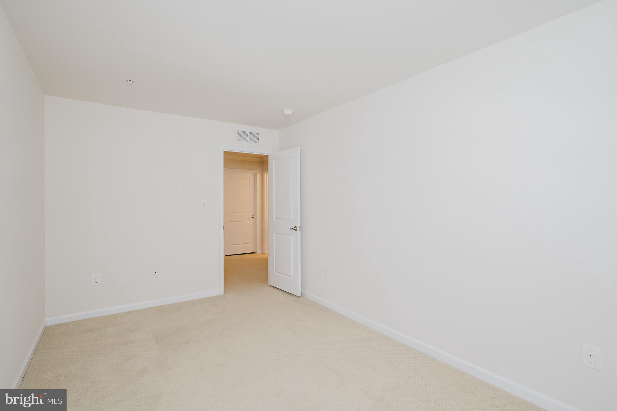 FALLSTON COMMONS - Residential