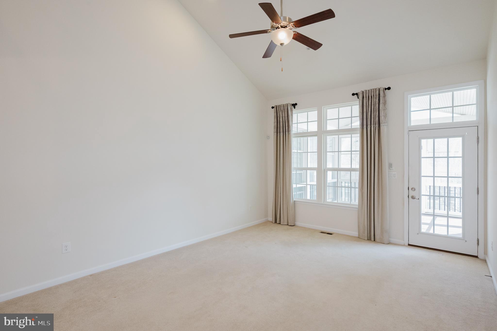 FALLSTON COMMONS - Residential