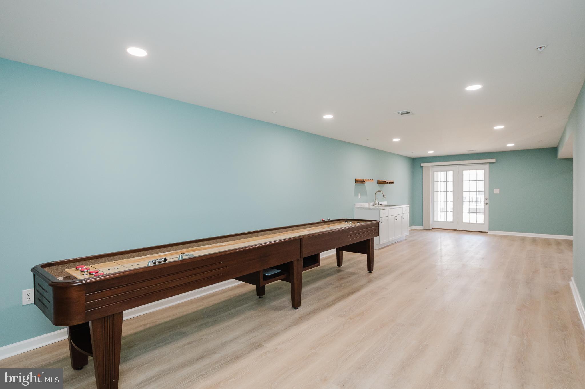 FALLSTON COMMONS - Residential