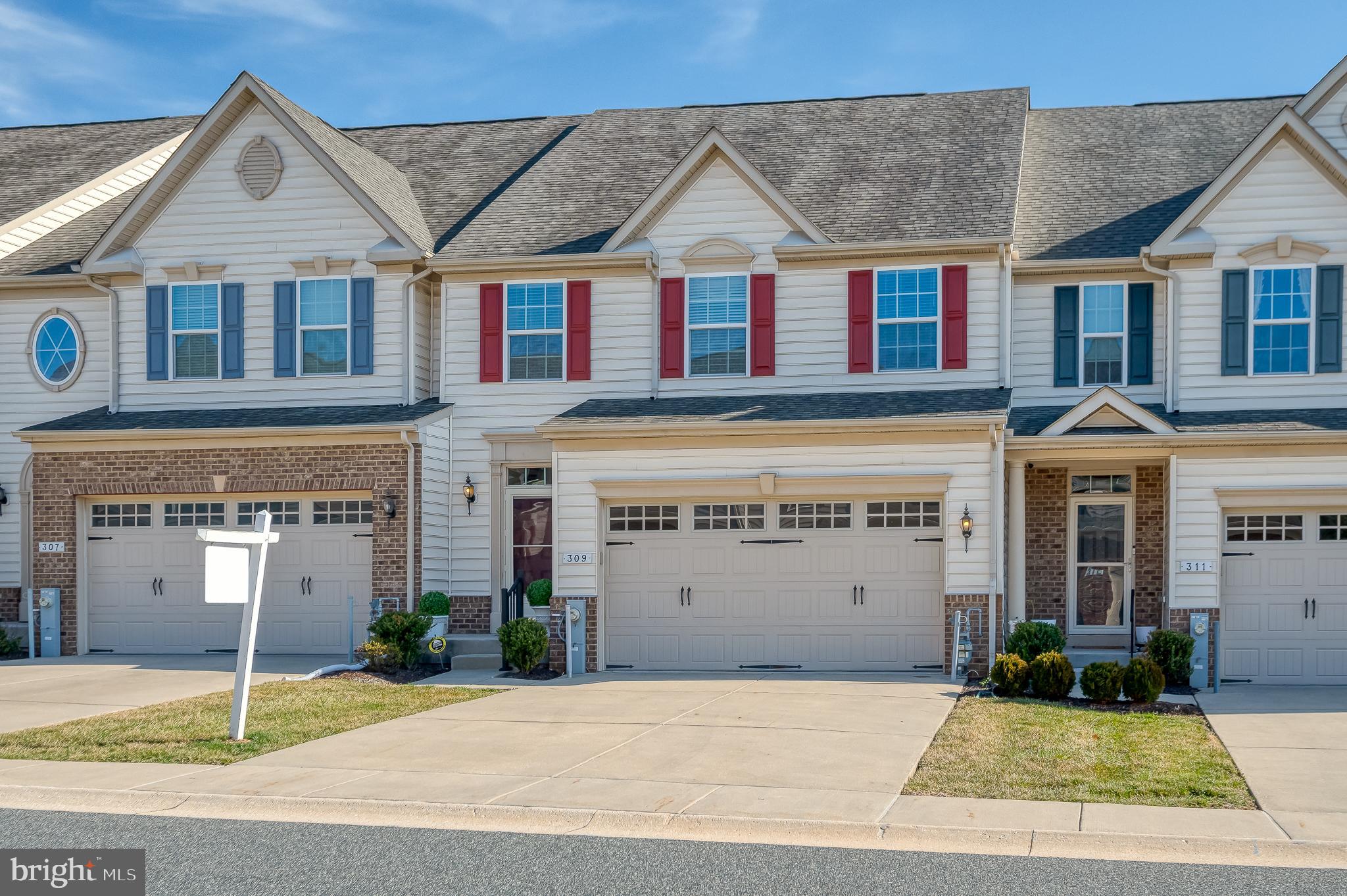 FALLSTON COMMONS - Residential