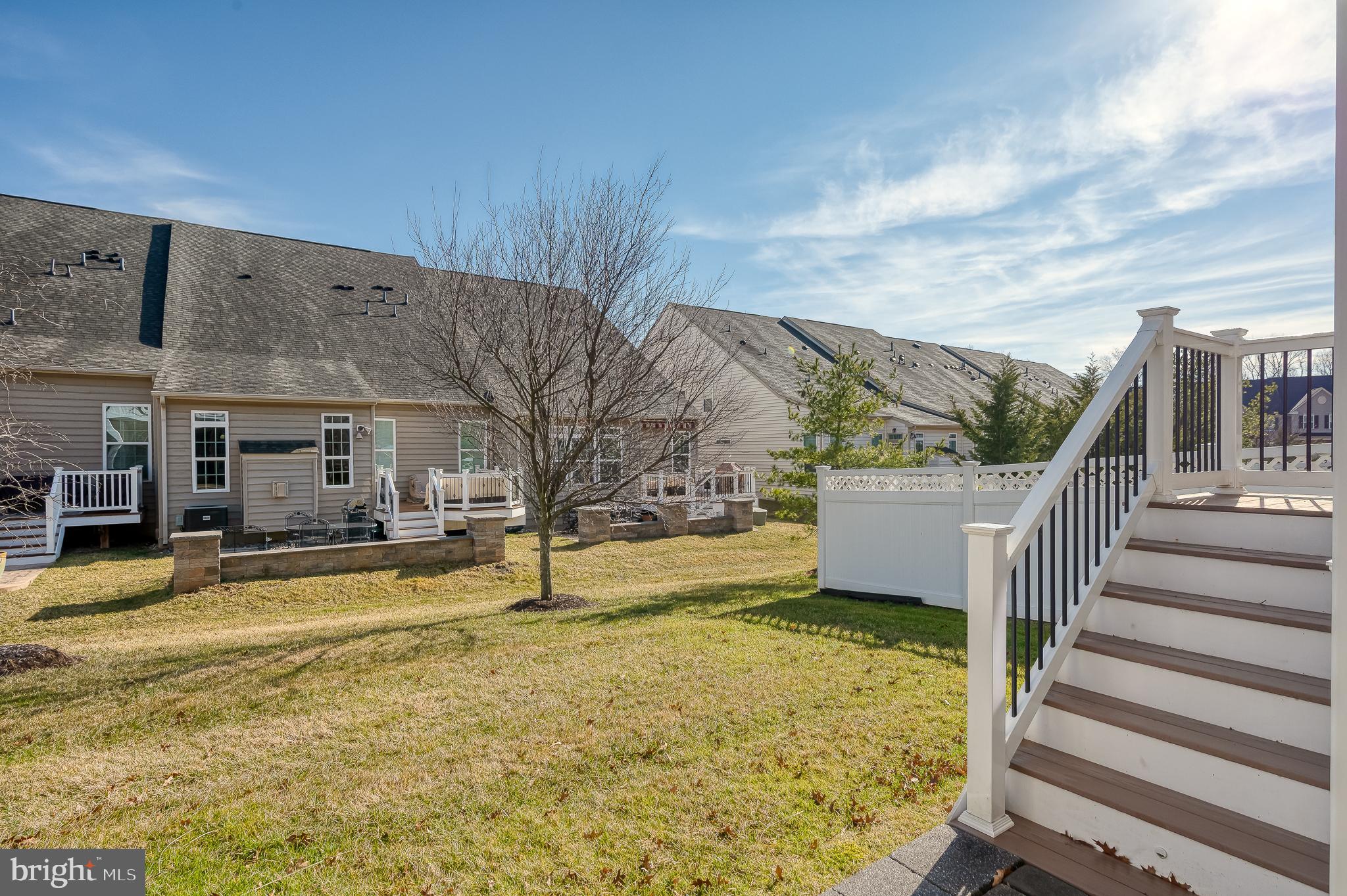 FALLSTON COMMONS - Residential