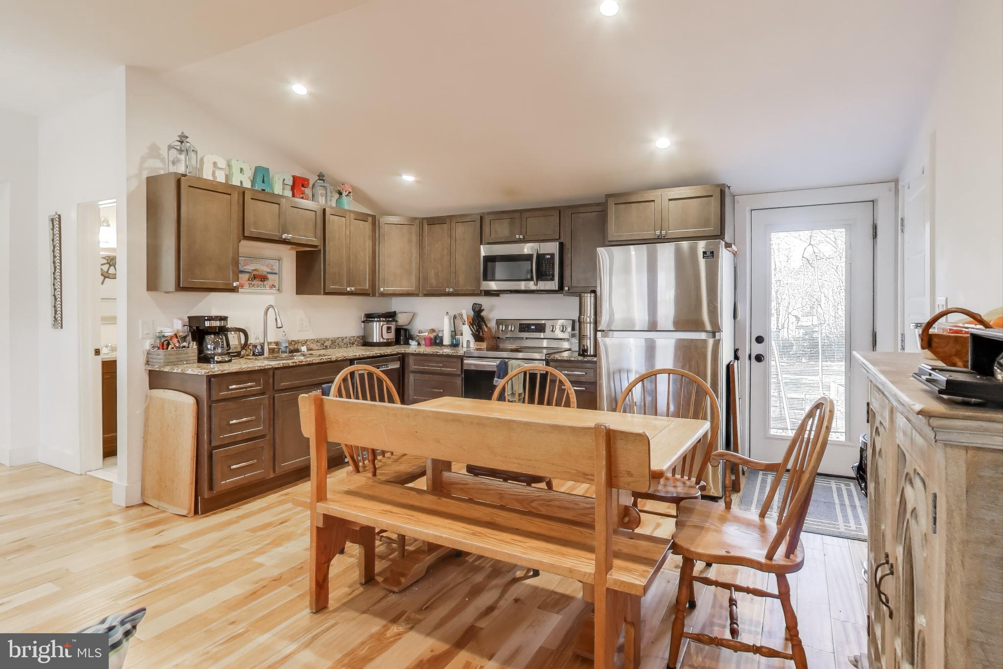 ARUNDEL TERRACE - Residential