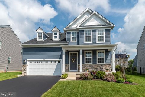 2038 MORGAN CREEK DRIVE QUAKERTOWN PA 18951