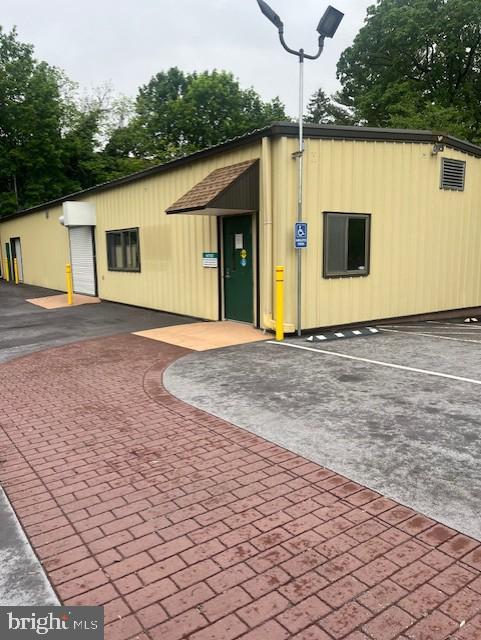 NONE AVAILABLE - Commercial Lease