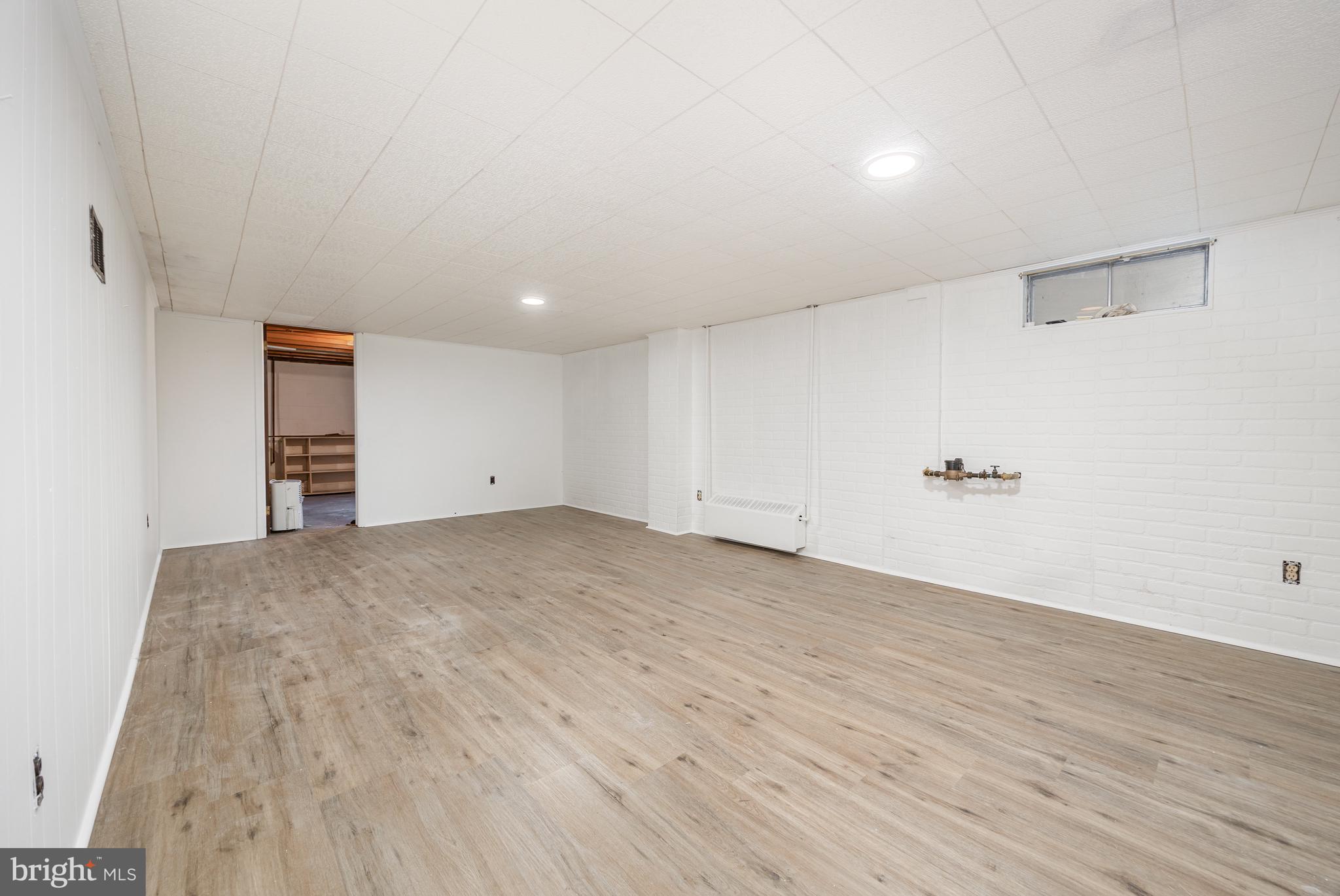 OAKWOOD PARK - Residential