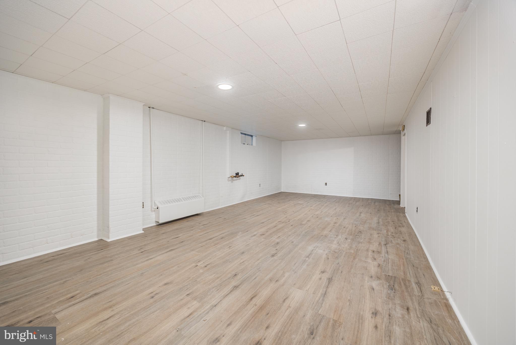 OAKWOOD PARK - Residential