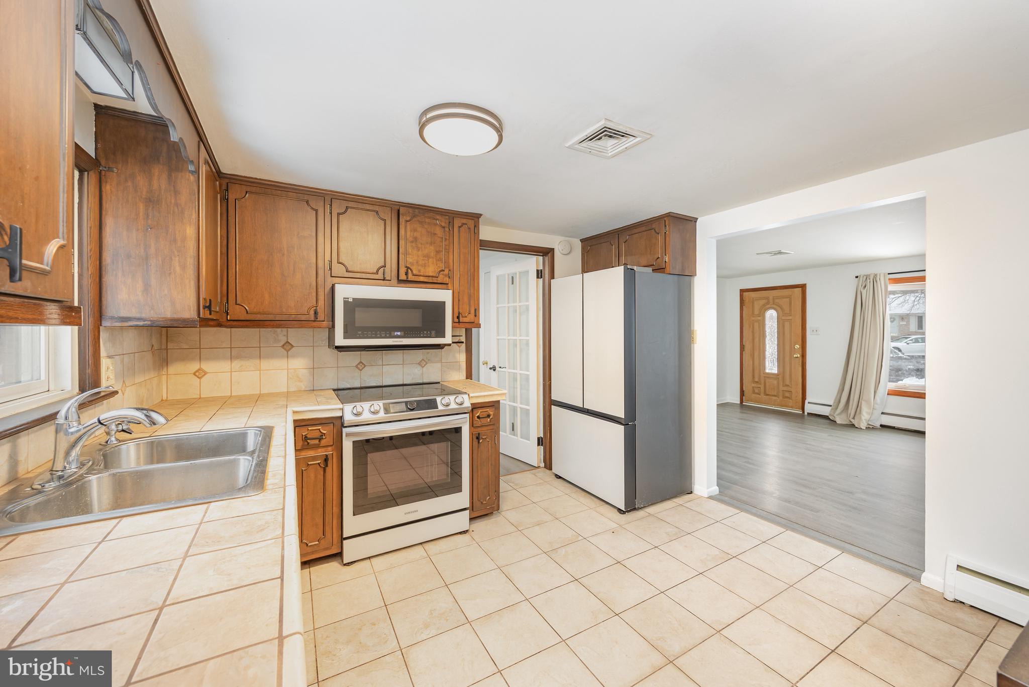 OAKWOOD PARK - Residential