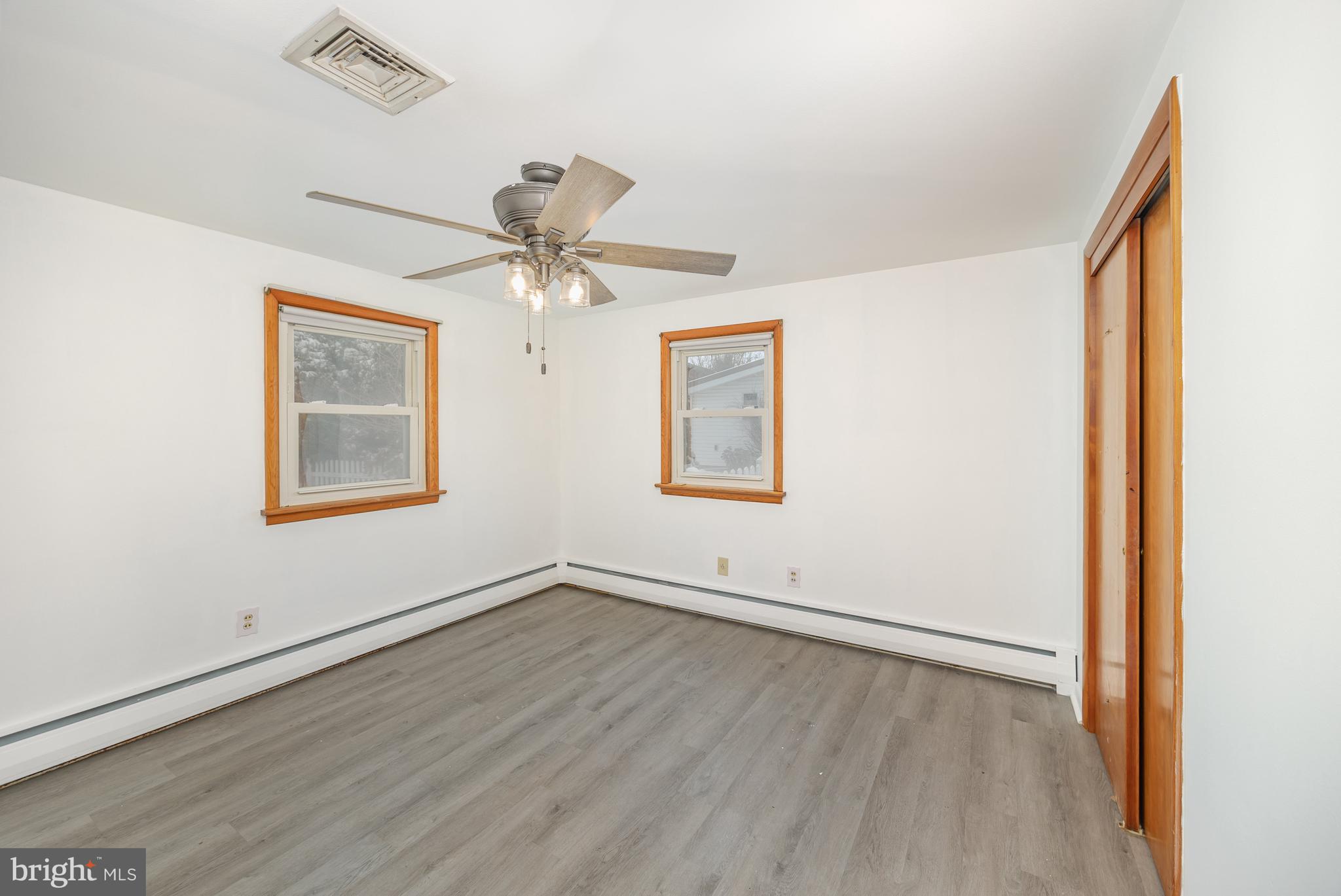 OAKWOOD PARK - Residential