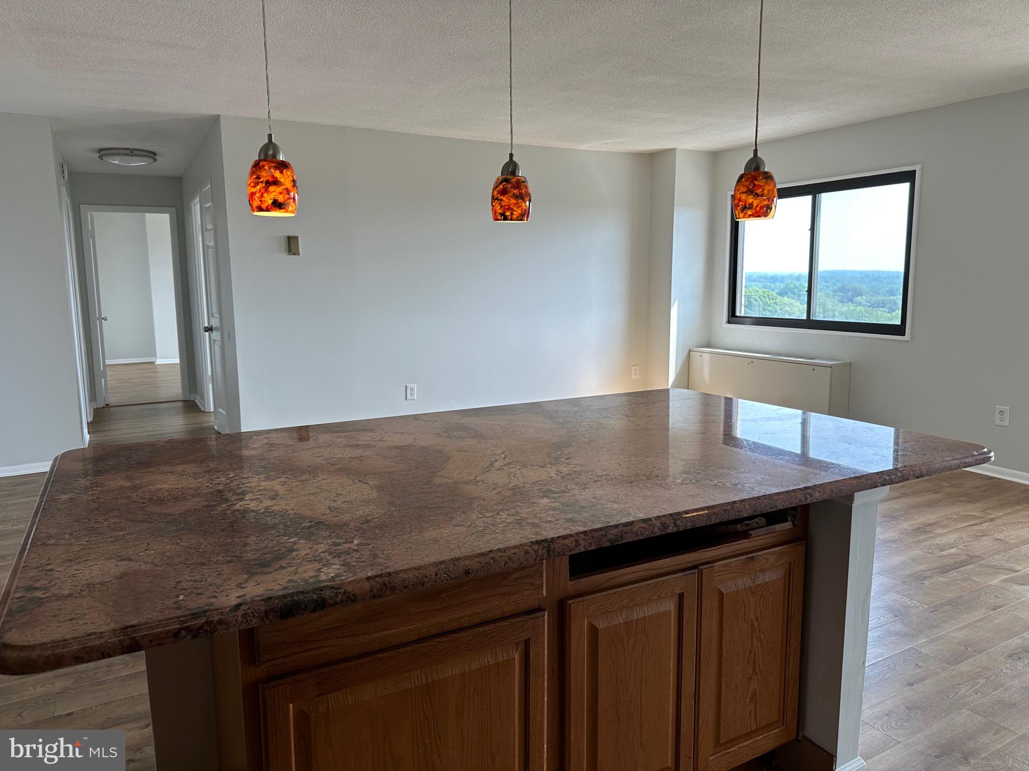 UNIVERSITY TOWERS CODM - Residential