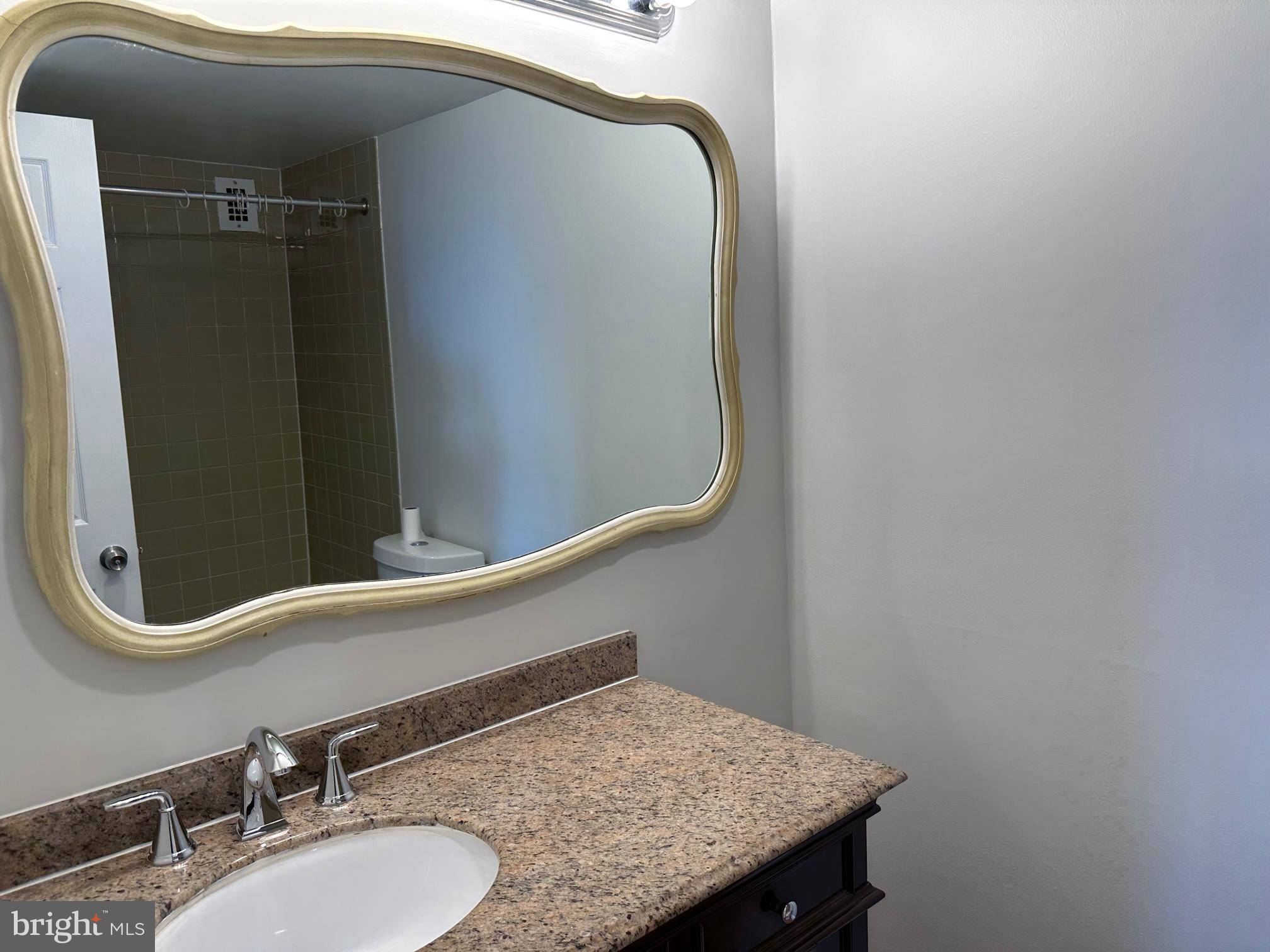 UNIVERSITY TOWERS CODM - Residential